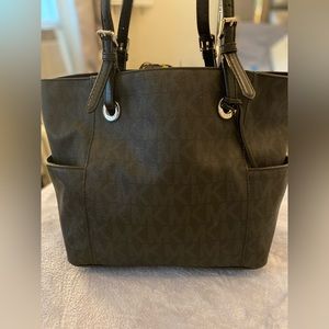Michael kors black tote